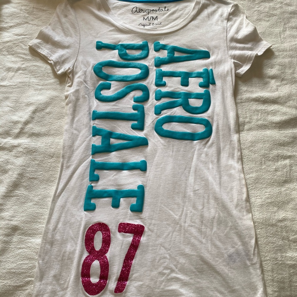 Aeropostale juniors tee shirt